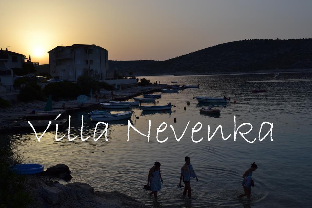Apartments Villa Nevenka Rogoznica  Eksteriør billede