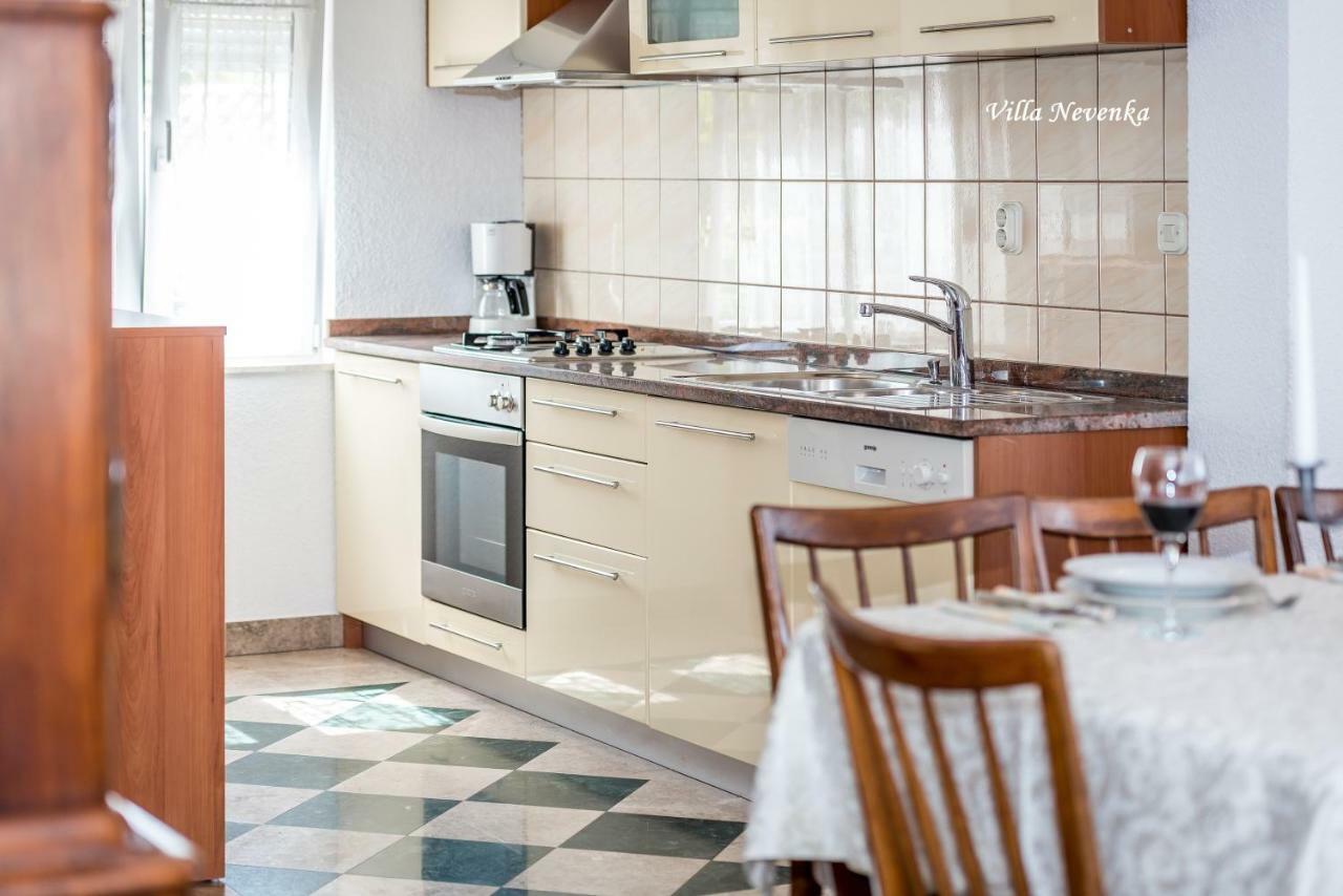 Apartments Villa Nevenka Rogoznica  Eksteriør billede