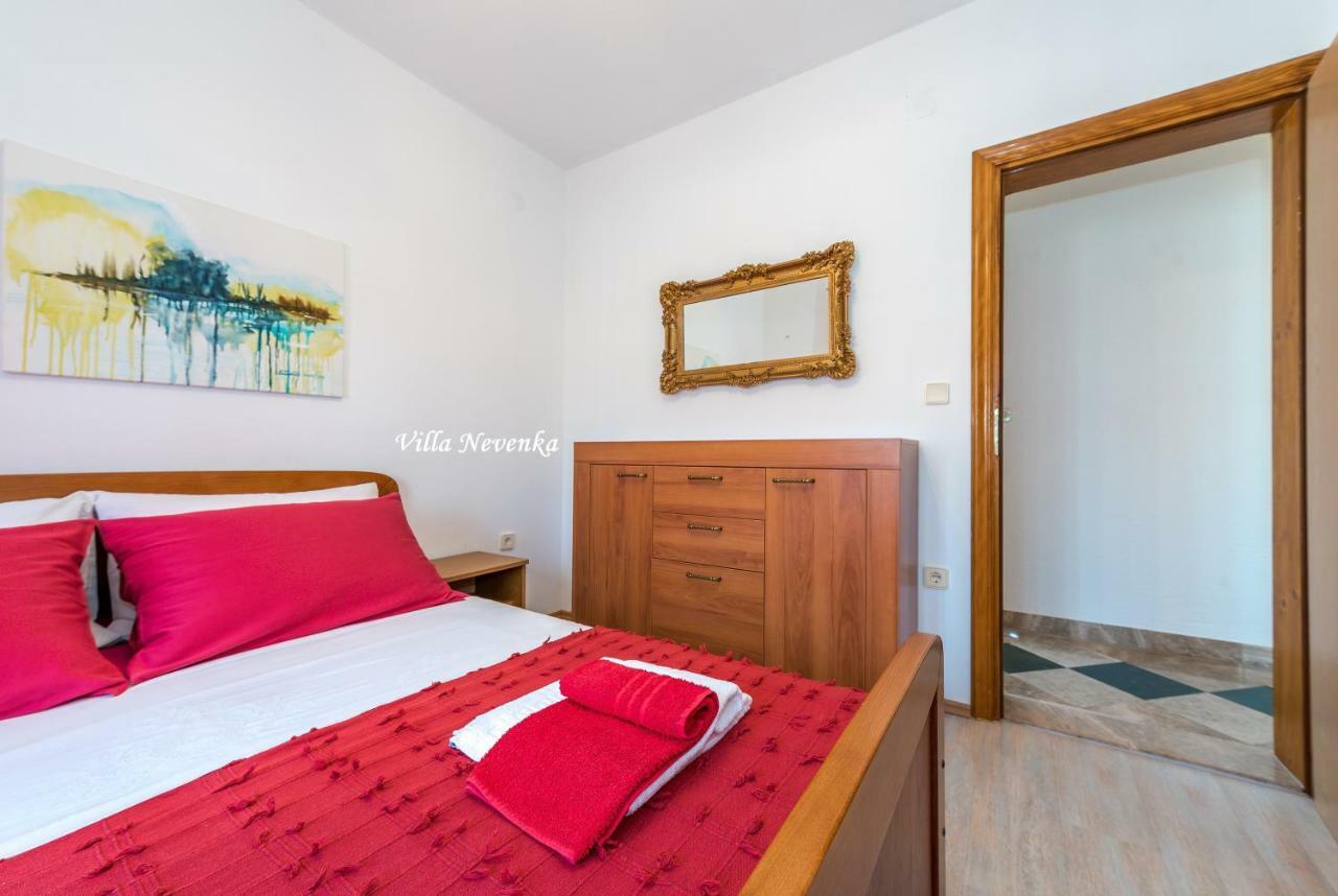 Apartments Villa Nevenka Rogoznica  Eksteriør billede