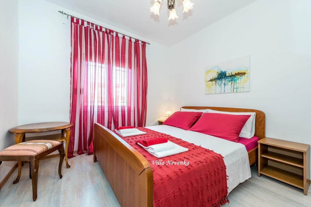 Apartments Villa Nevenka Rogoznica  Eksteriør billede