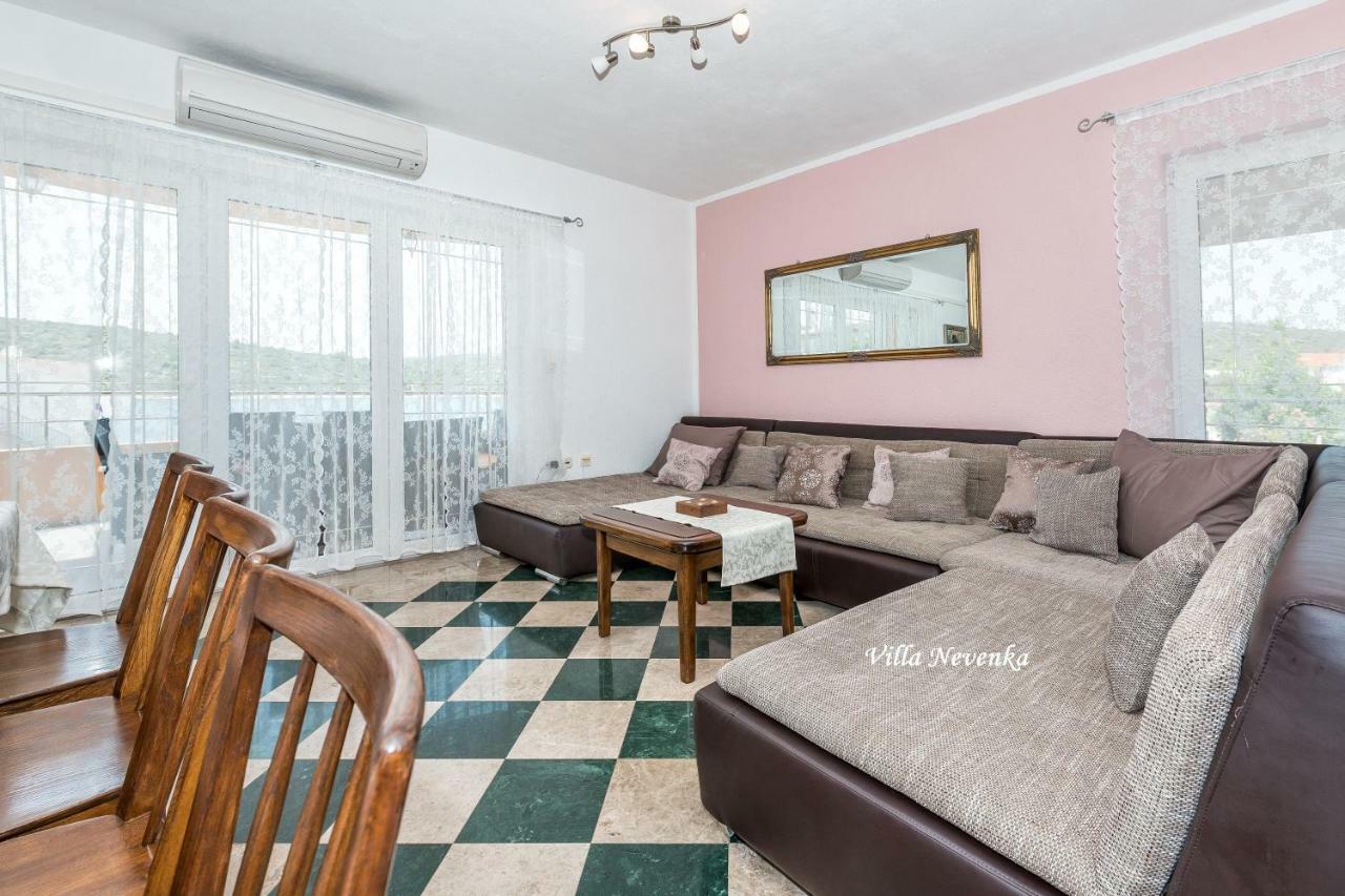 Apartments Villa Nevenka Rogoznica  Eksteriør billede