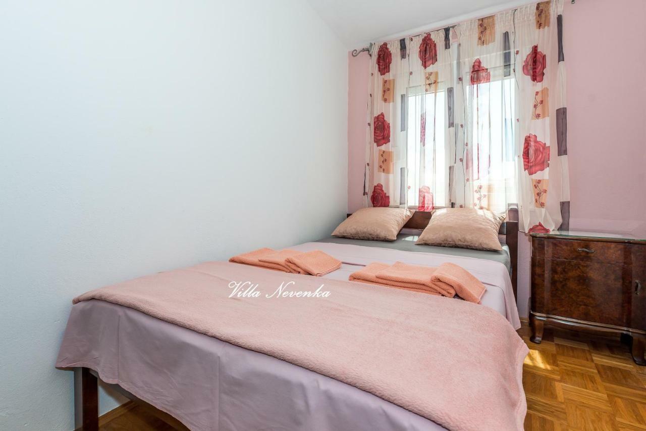 Apartments Villa Nevenka Rogoznica  Eksteriør billede